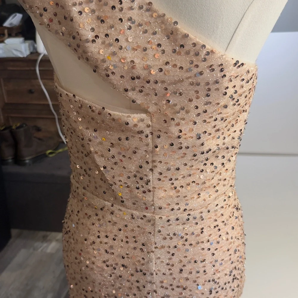One-Shoulder Sequin Dress - Picture 7 of 9